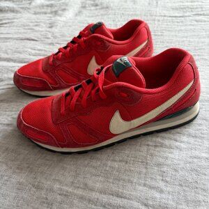 Nike Waffle Trainer, 12, Red